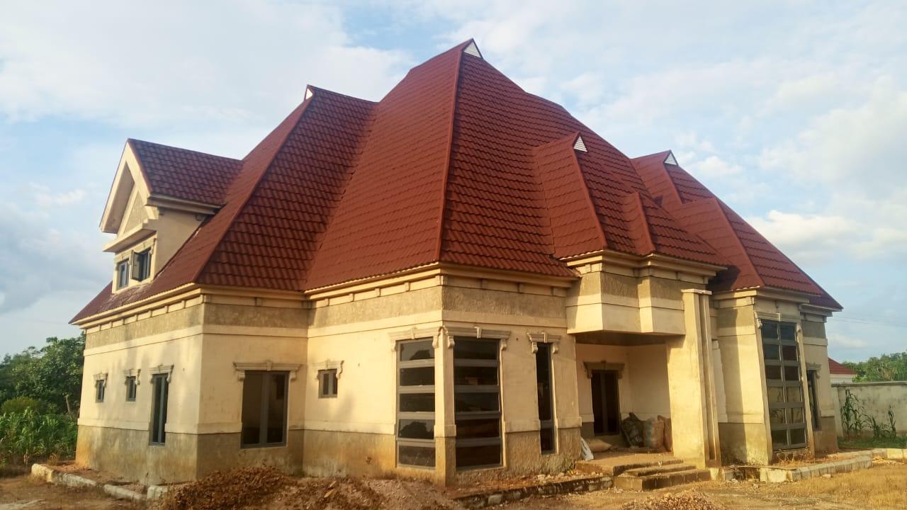 Single-storey residential home in Takete-Ide