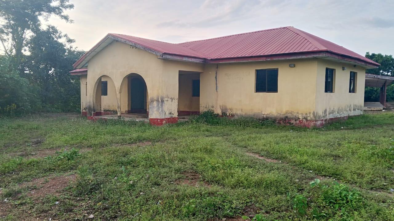 Takete-Ide Local Government facility building